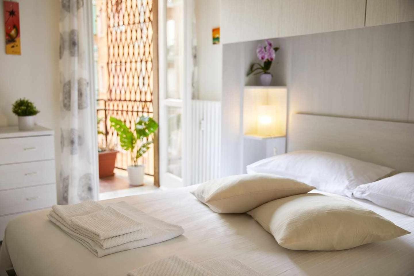 Sunny San Siro Stadio Apartment ミラノ エクステリア 写真