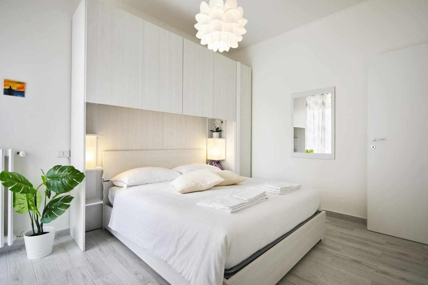 Sunny San Siro Stadio Apartment ミラノ エクステリア 写真