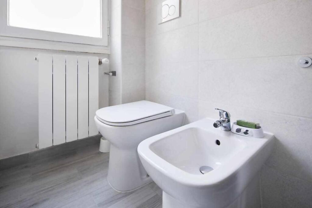 Sunny San Siro Stadio Apartment ミラノ エクステリア 写真
