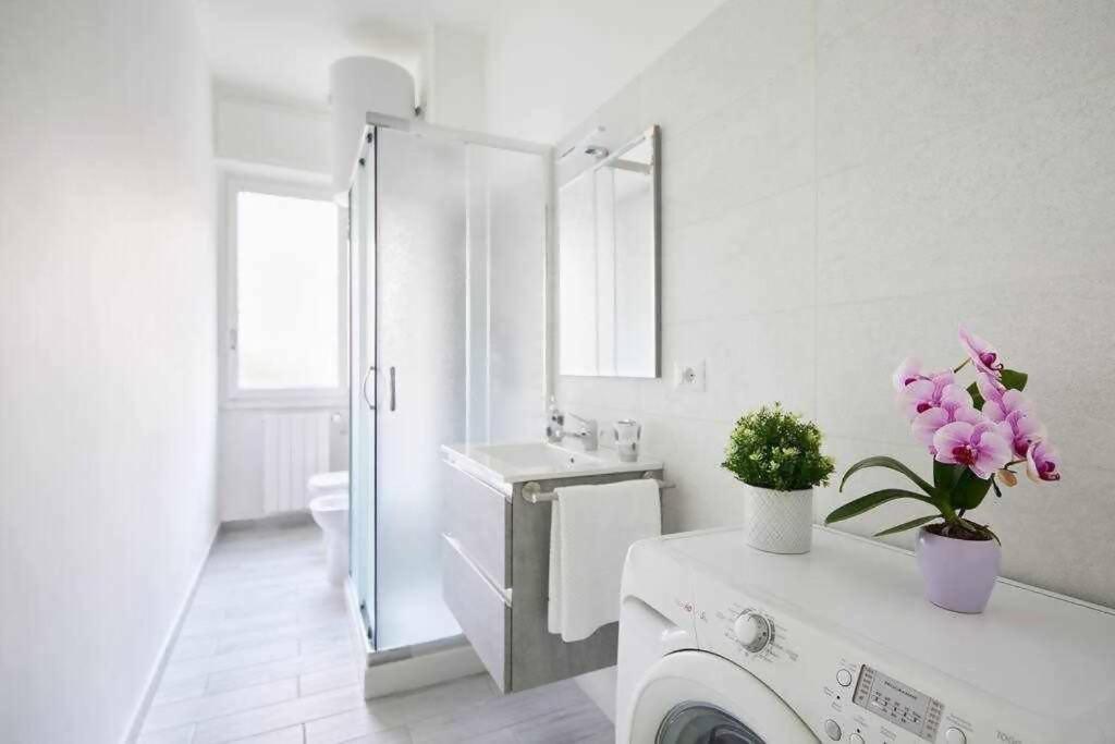 Sunny San Siro Stadio Apartment ミラノ エクステリア 写真